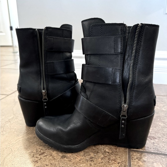 Sorel After Hours Black Wedge Waterproof Bootie size 9 - Picture 6 of 9